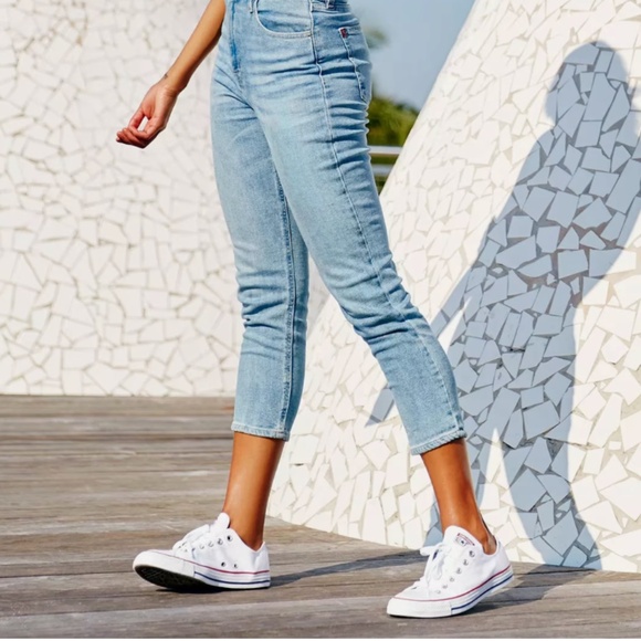 🤍 Converse Chuck Taylor All Star Low — White (Women’s 6.5) - Picture 2 of 6